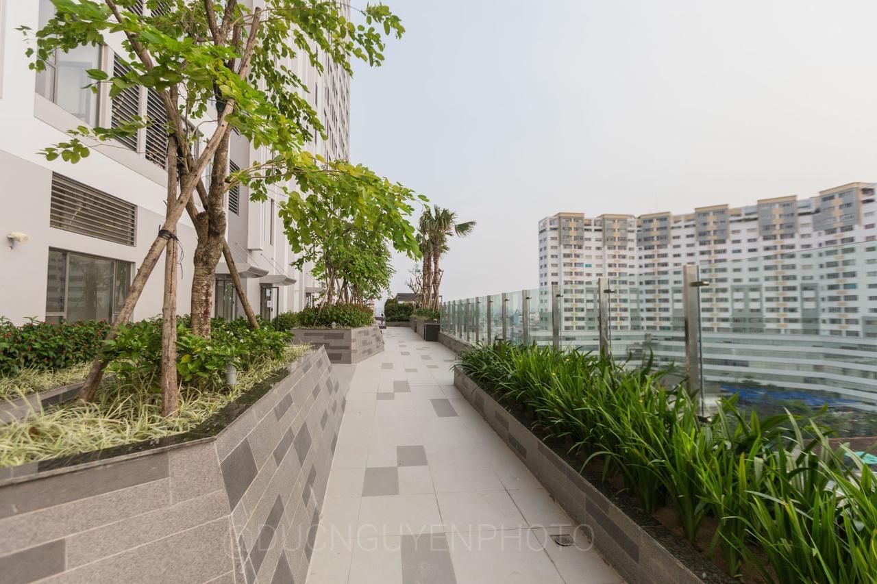 Garden & Pool Signature Rivergate *