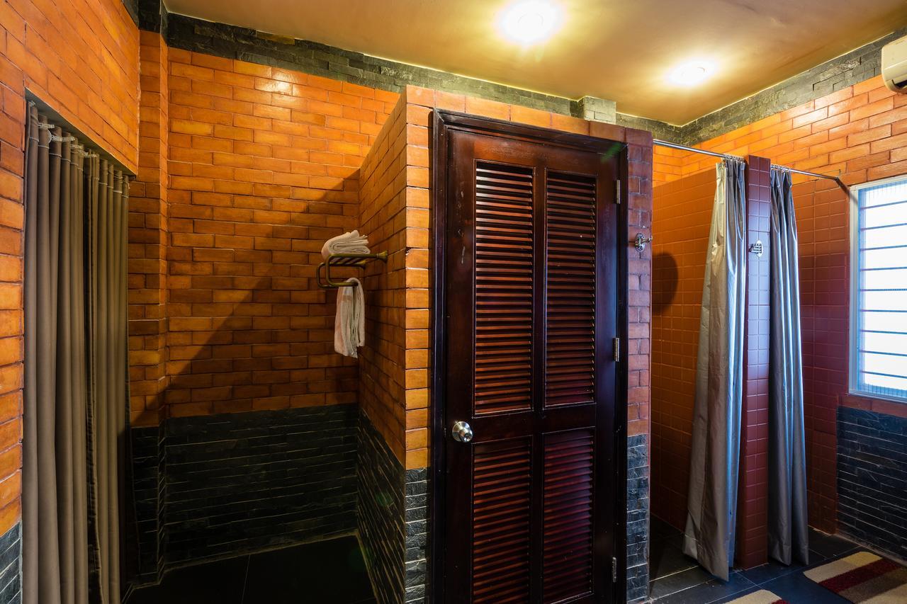 Bed & Breakfast The Red House *