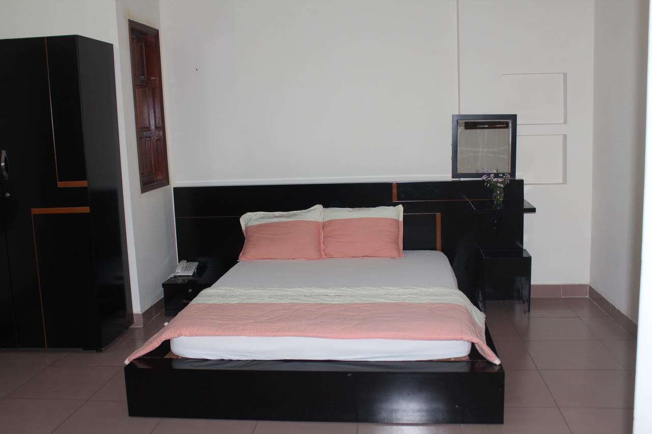 Oyo 299 Khanh An Hotel *