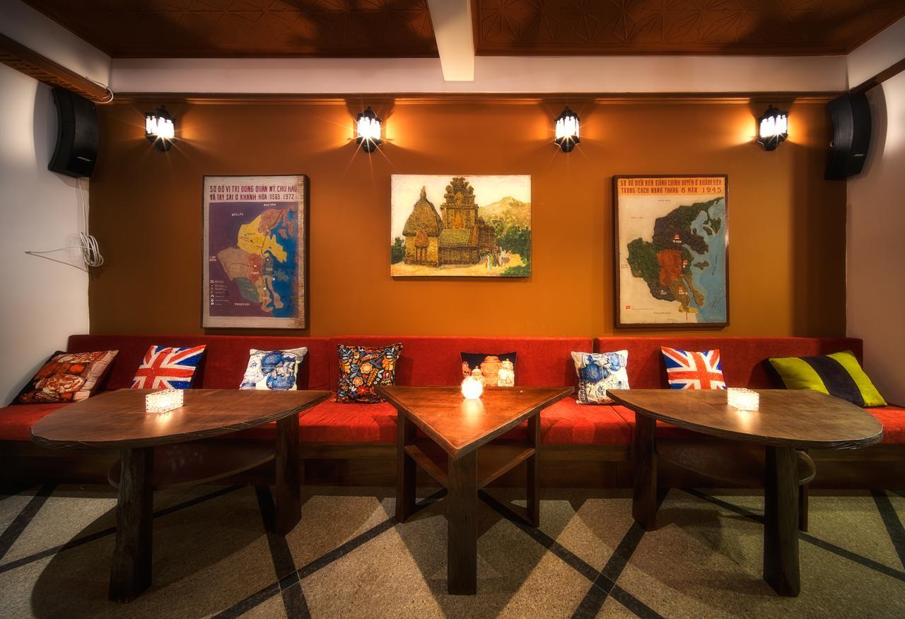Della Boutique Hostel *