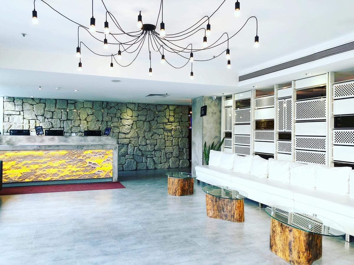 Bay Hotel 4*