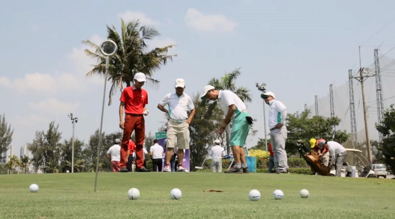 Khách sạn Golf 2*
