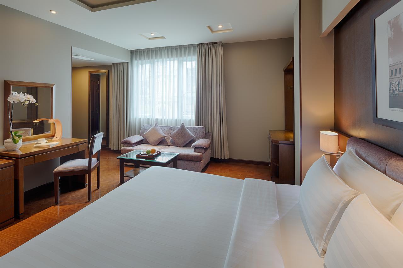 Grand Silverland Hotel 4*