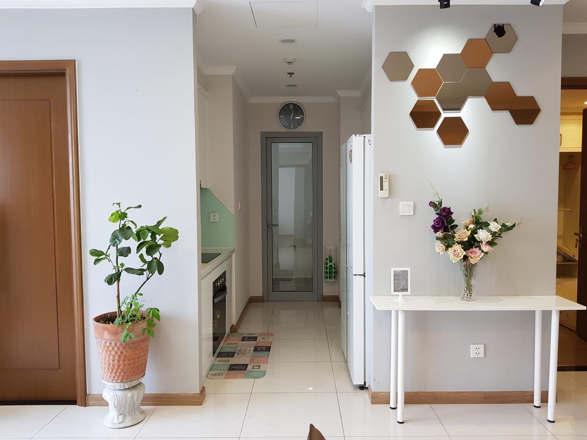 Apartment The Berry Vinhomes Luxury