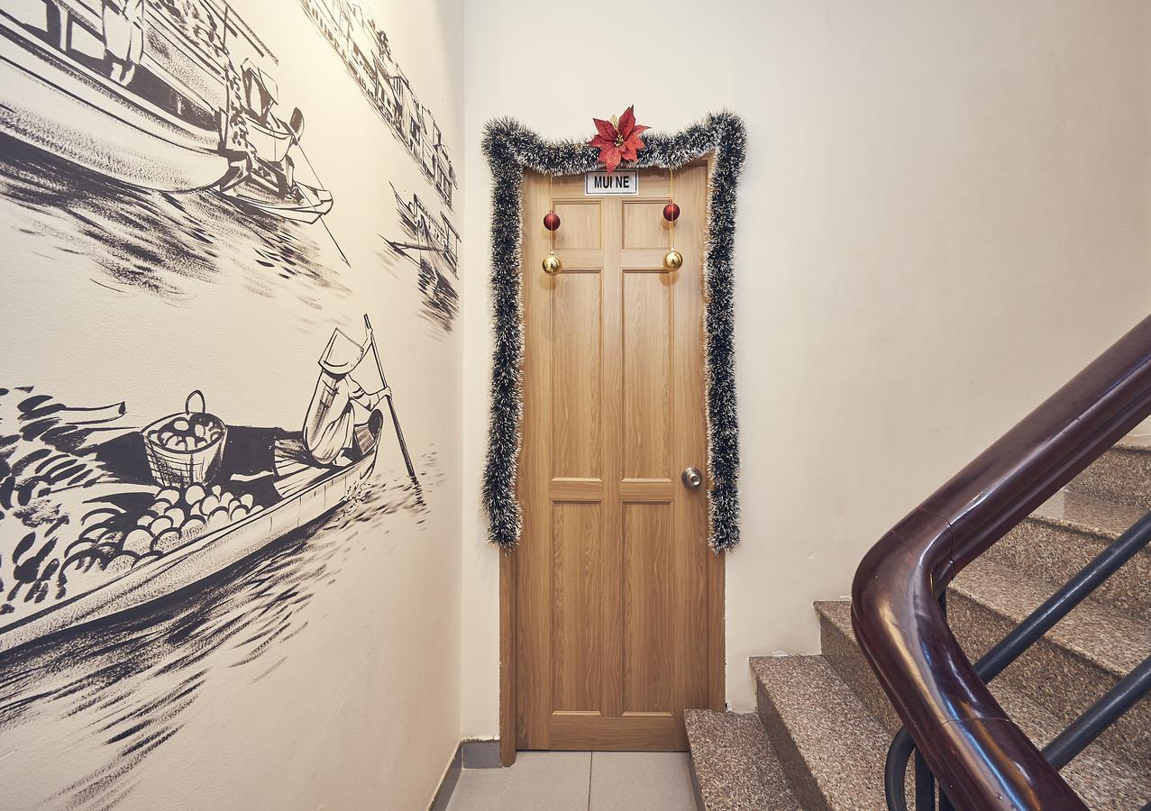Hostel Alleyway (adults Only) *