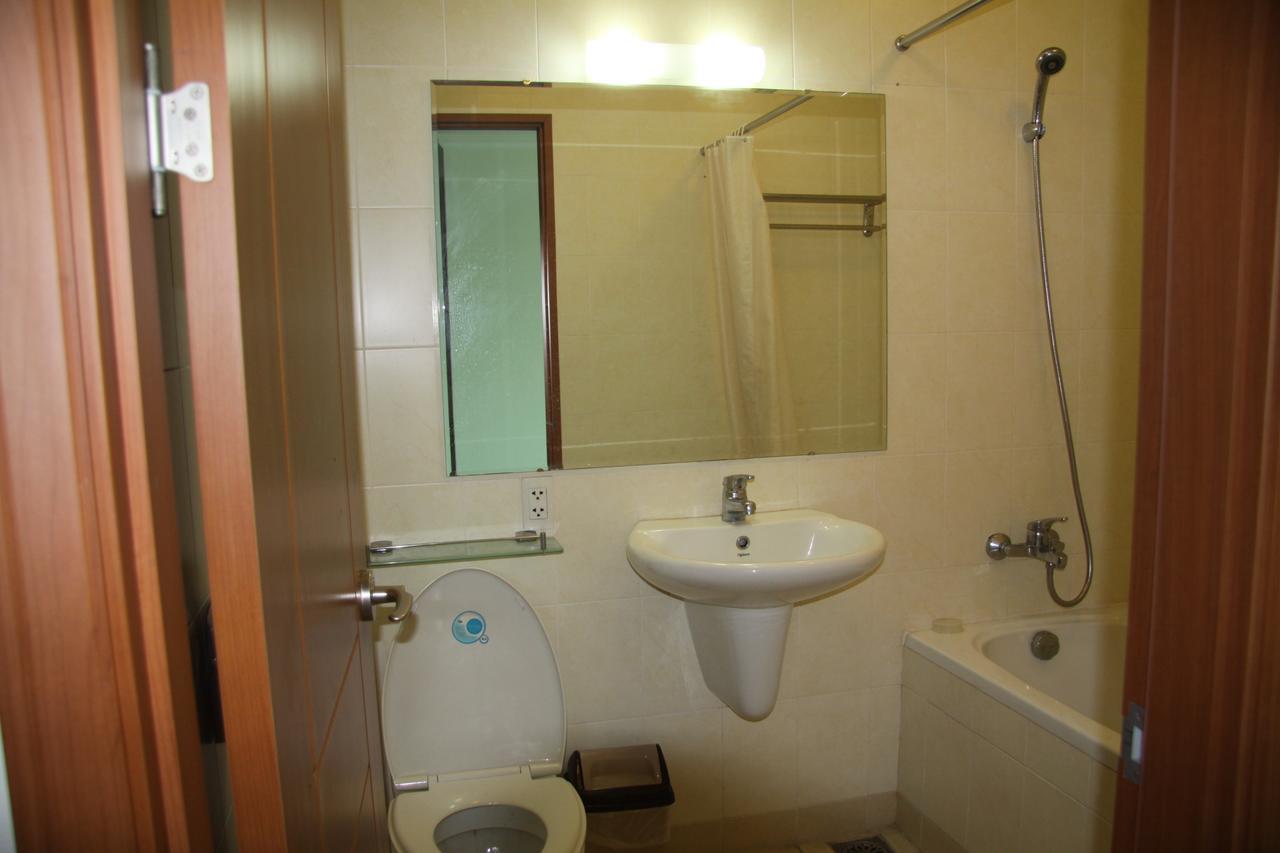 Hills Serviced Apartment *
