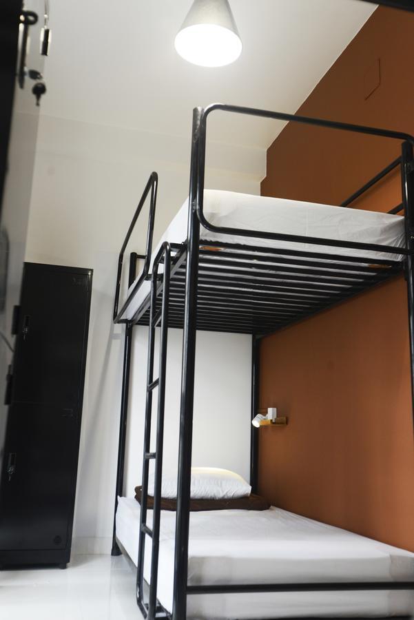 6feet Hostel *