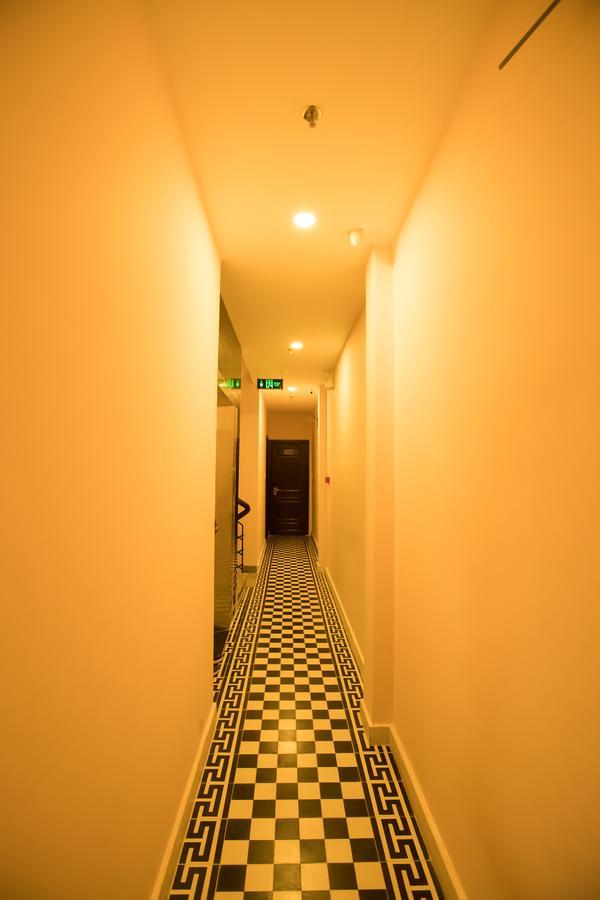 Hotel Ipeace - Bui Vien Walking Street 3*