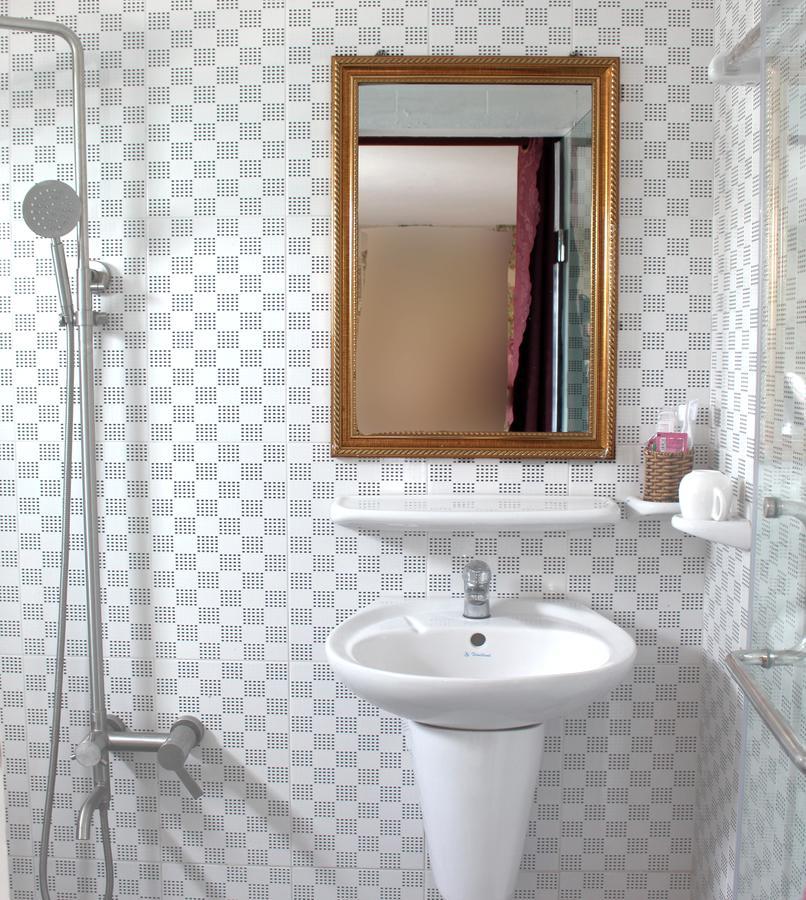 Aparthotel Venus - 2i1a Bach Dang P2 Tan Binh Ho Chi Minh City