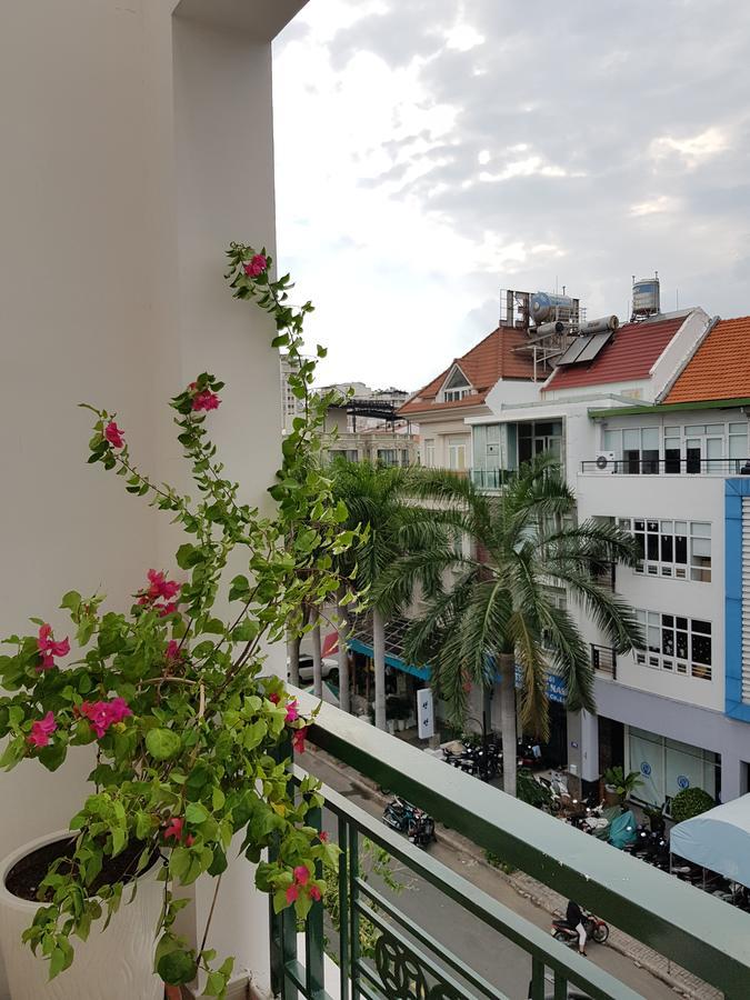 Golf Khách sạn 2*