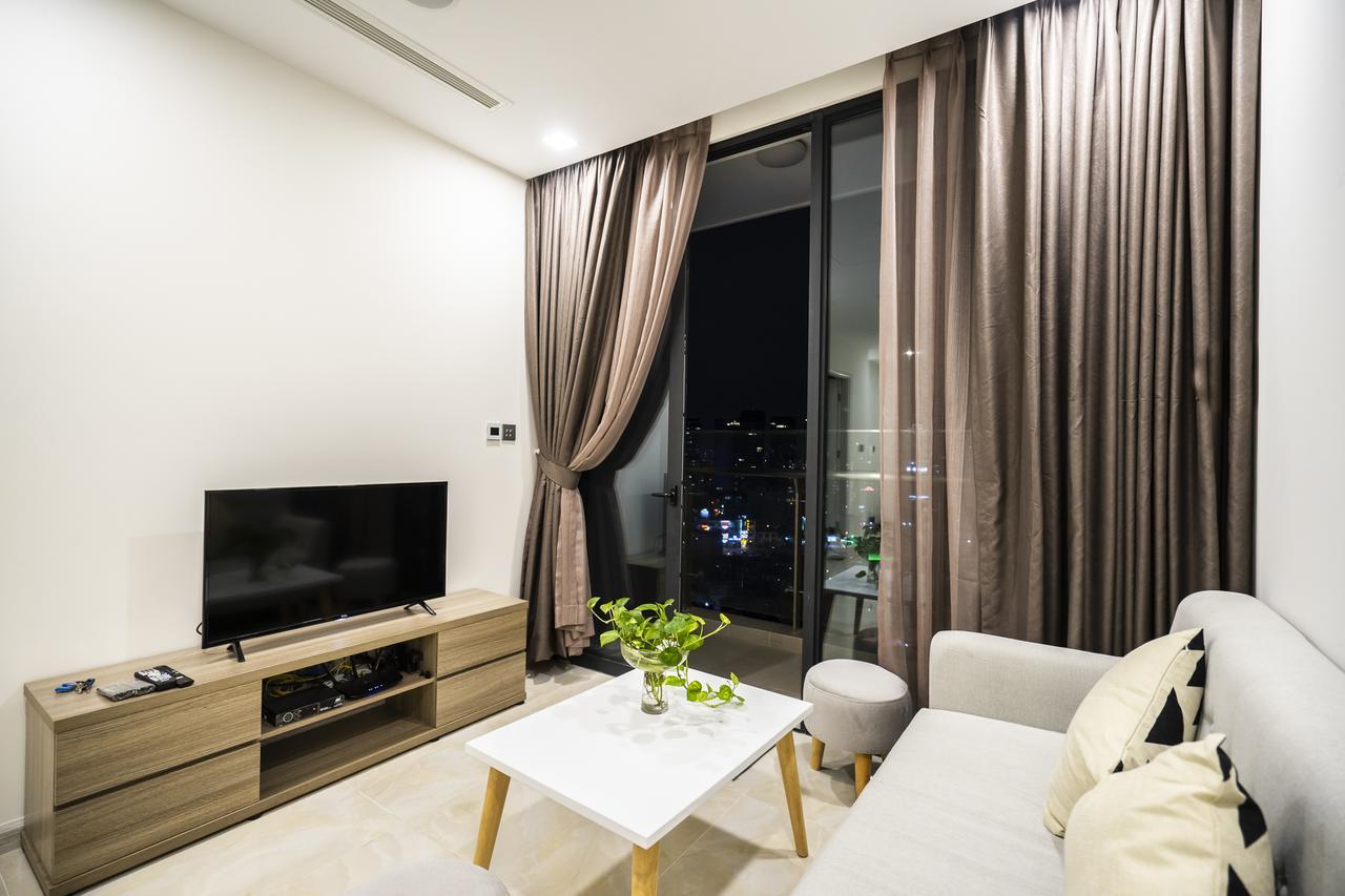 Qq - Vinhome Golden River - D.1 Apartment *