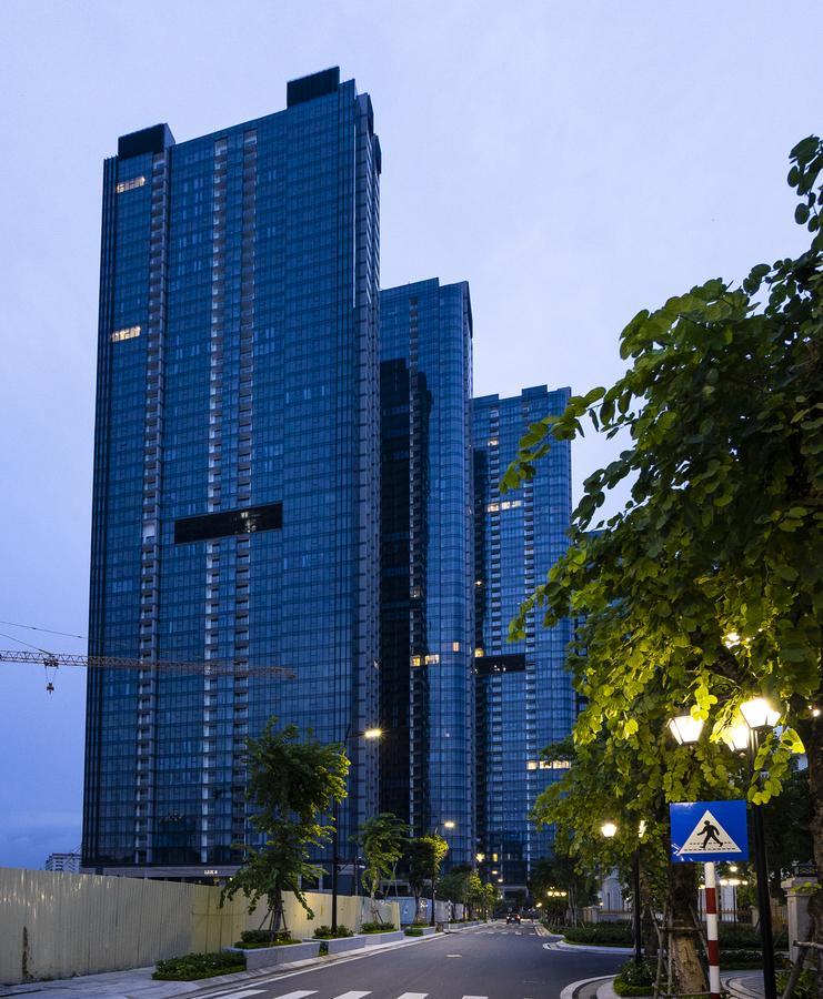 Qq - Vinhome Golden River - D.1 Ho Chi Minh City