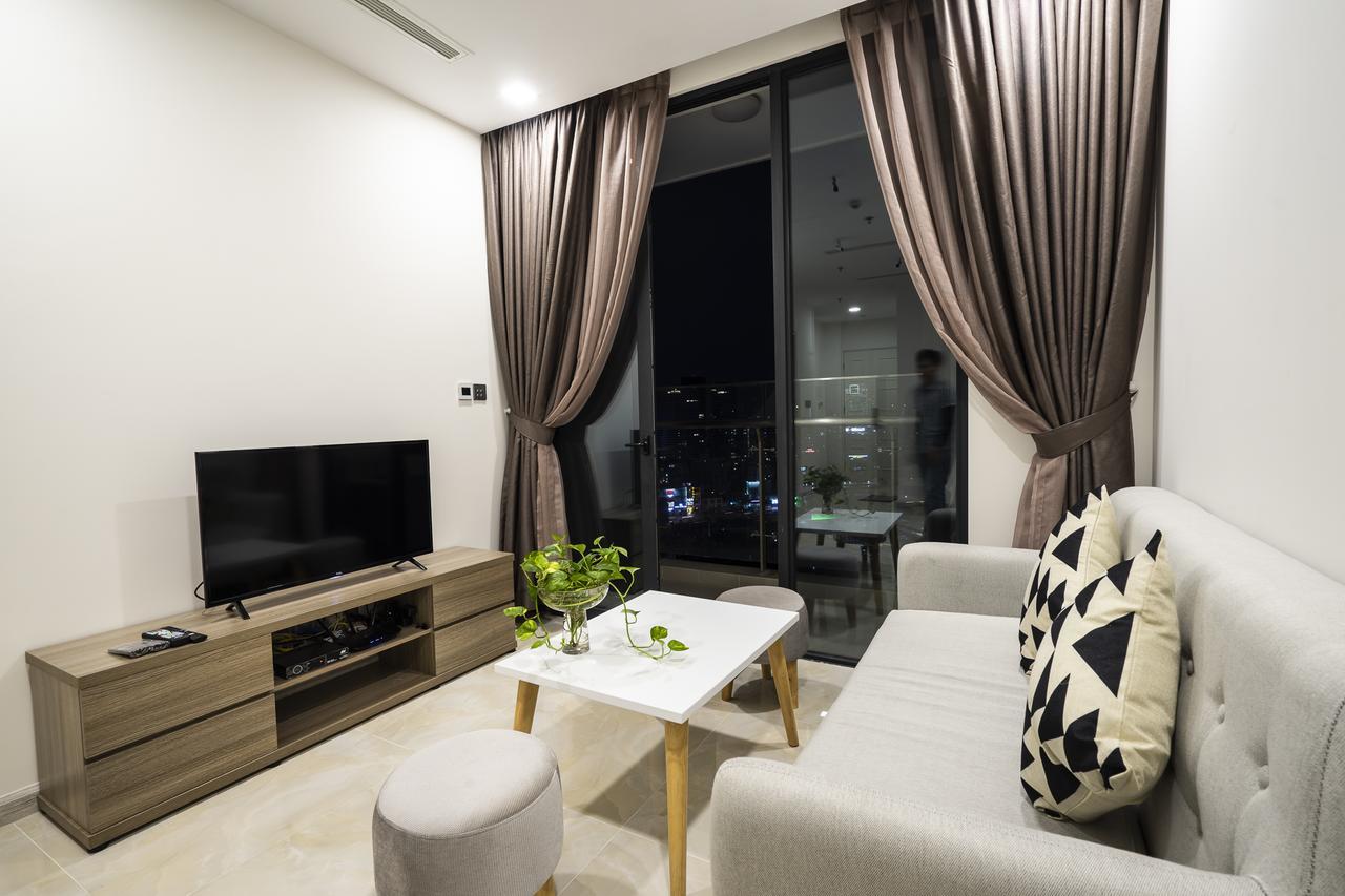 Qq - Vinhome Golden River - D.1 Apartment *