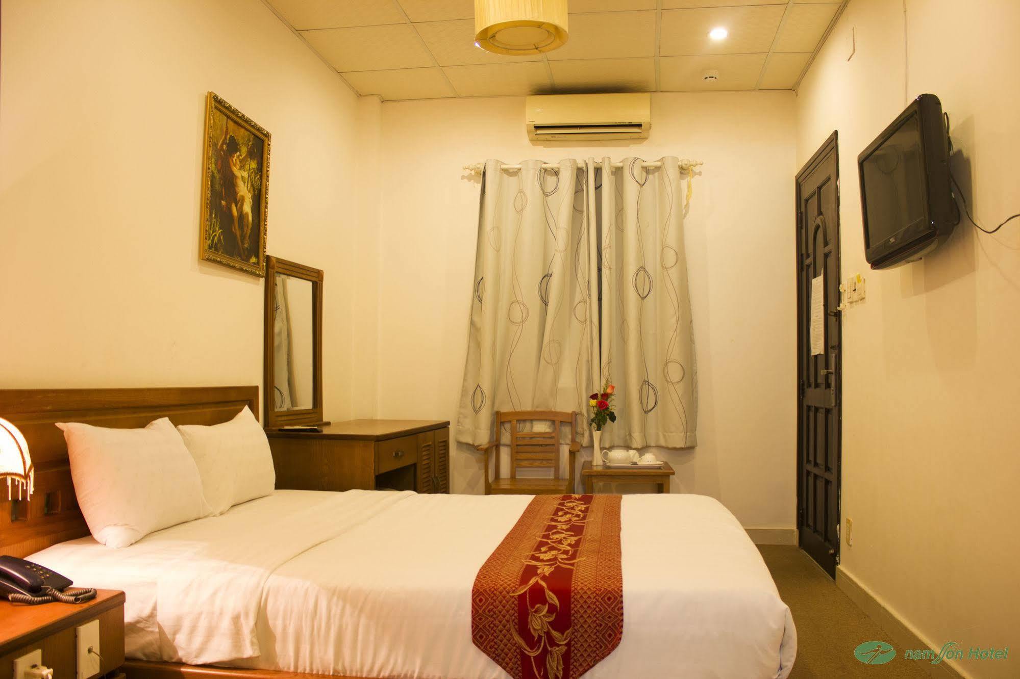 Hotel Nam Son *
