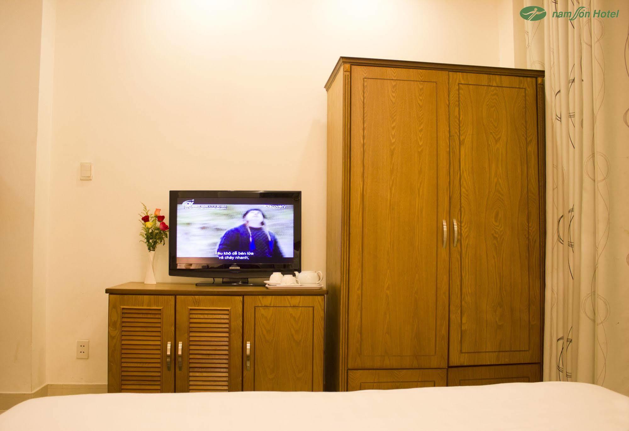 Nam Son Hotel