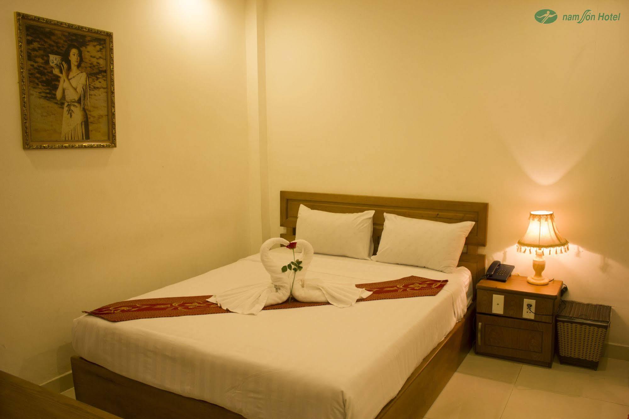 Nam Son Hotel
