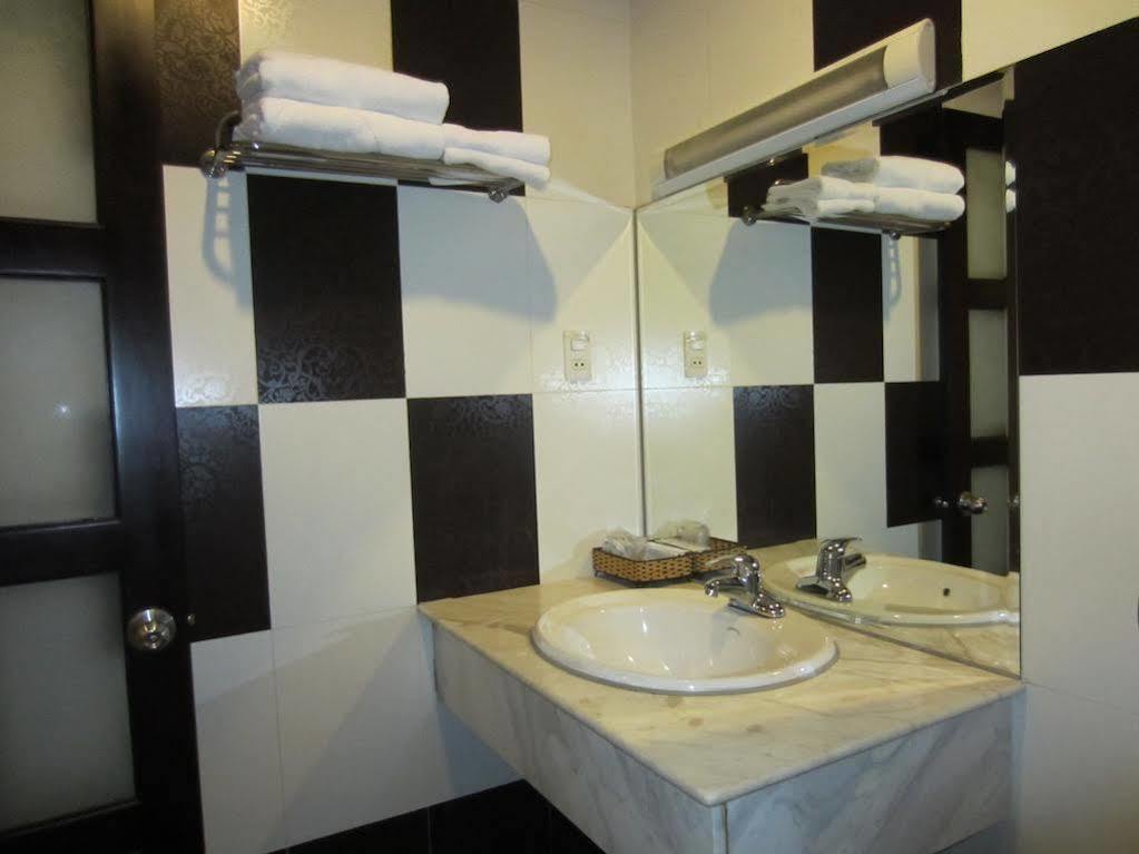 Nam Son Hotel