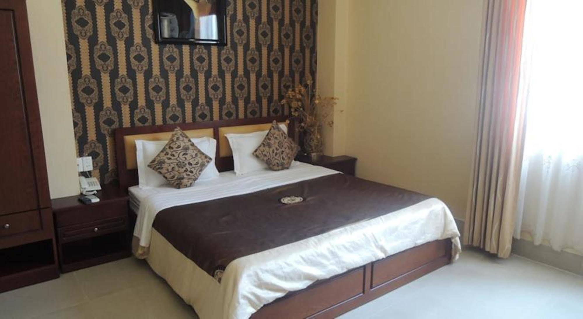Hoa De Nhat Hotel- San Bay Tan Son Nhat