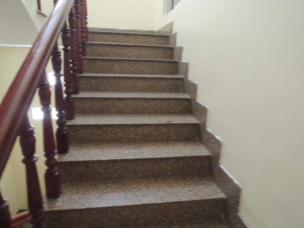 Hung Thanh Hotel