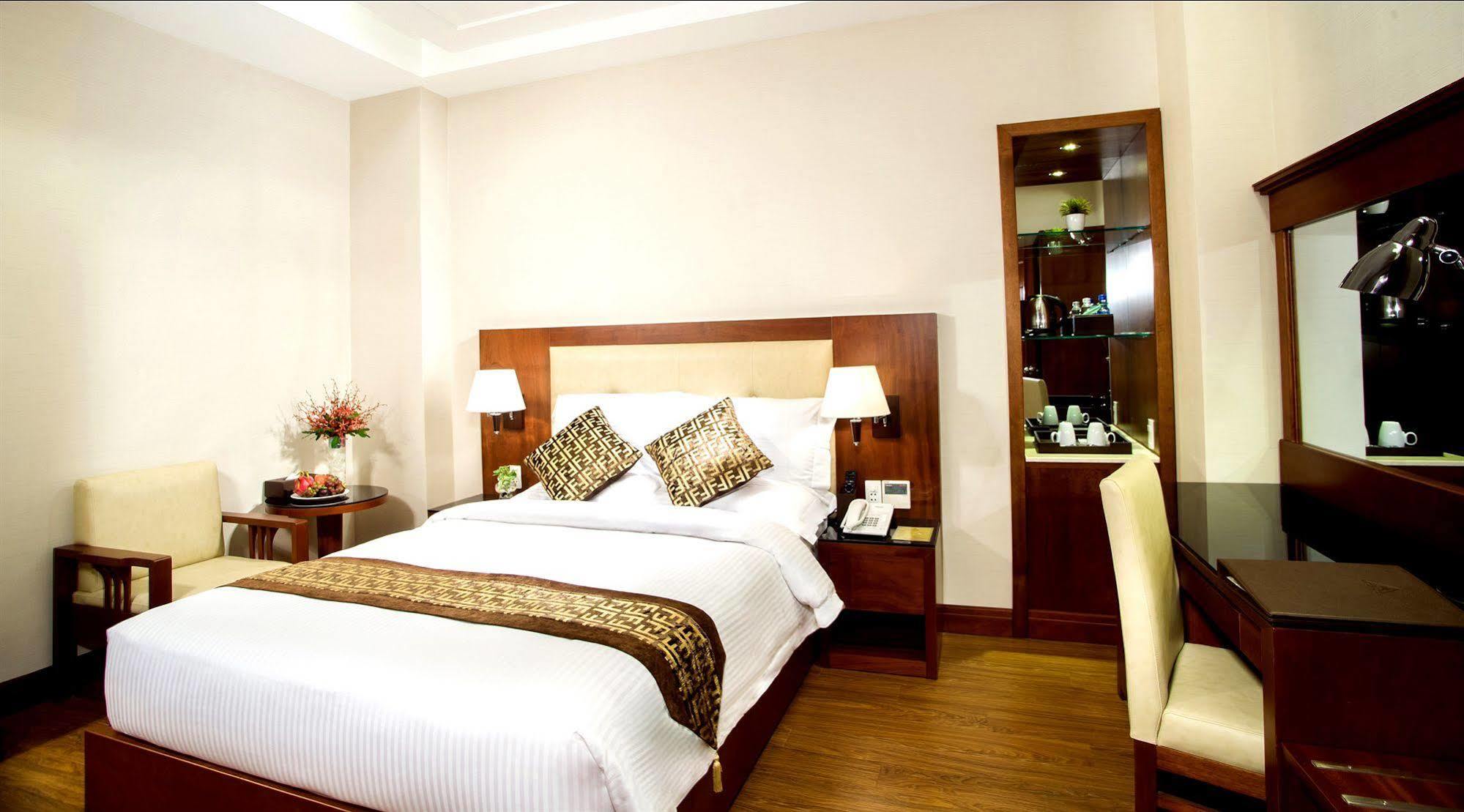 Hotel Nhat Ha L'opera Ho Chi Minh City