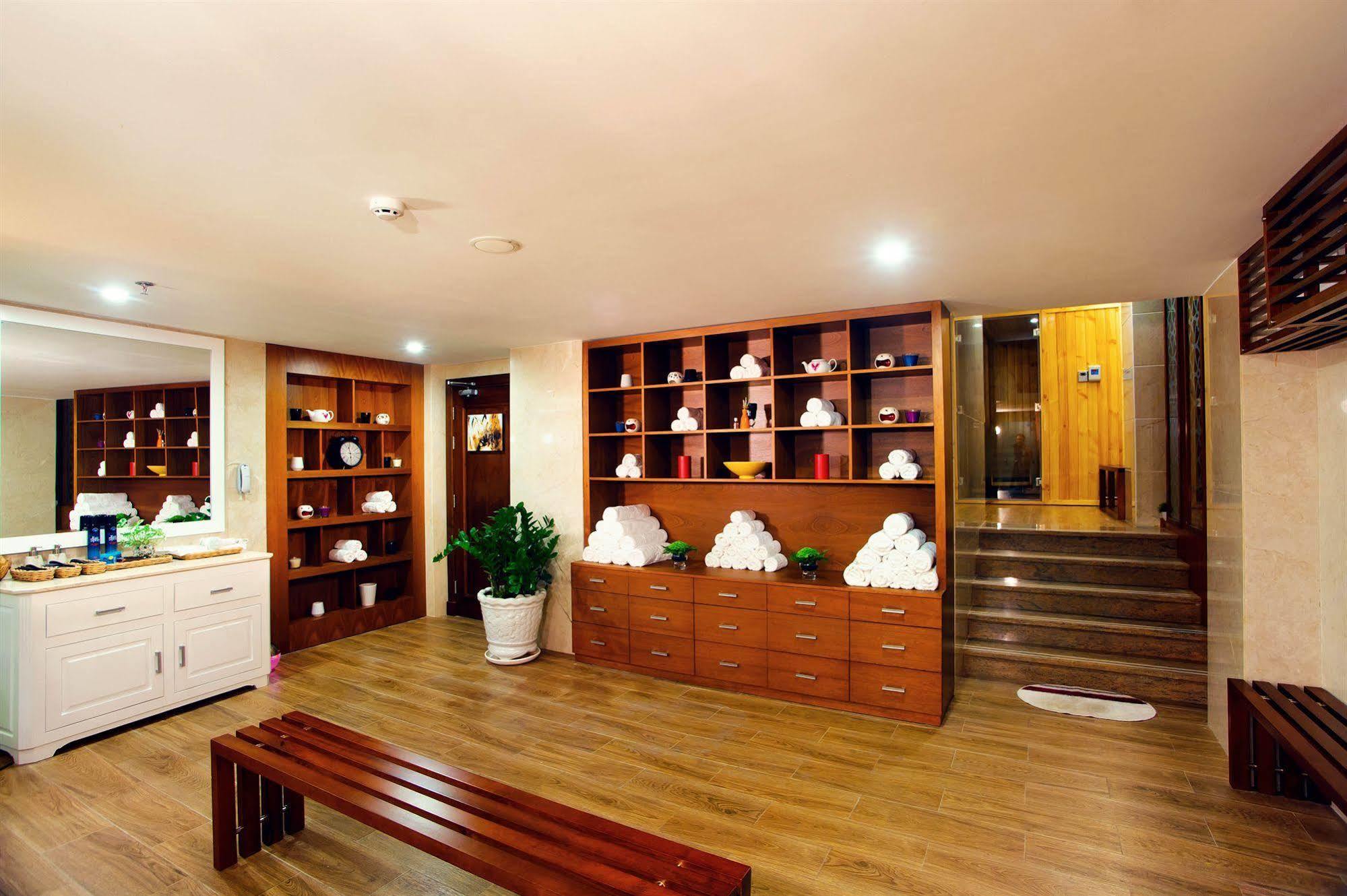 Nhat Ha L'opera Hotel 4*