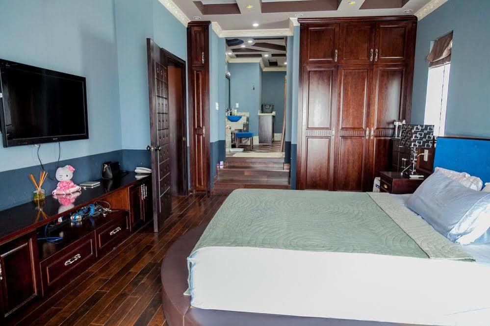 Eden Roc Hotel 3*