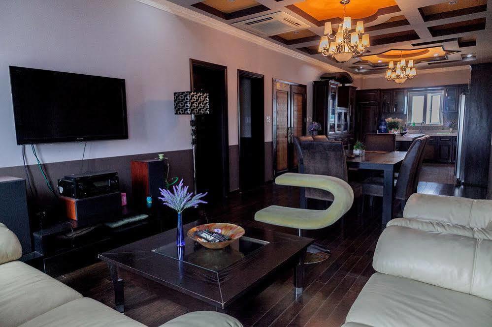 Eden Roc Hotel