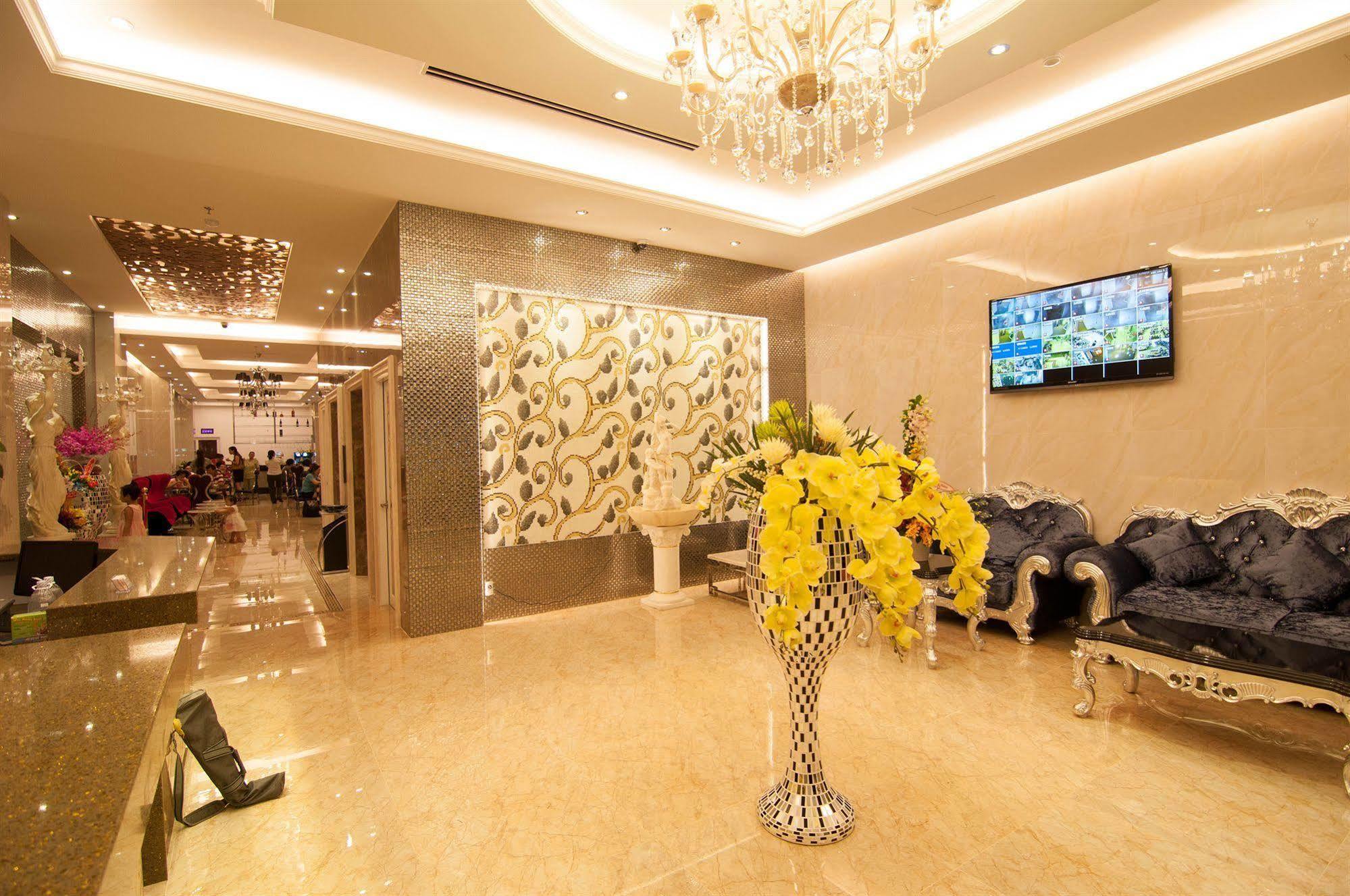 Adora Art Hotel 4*