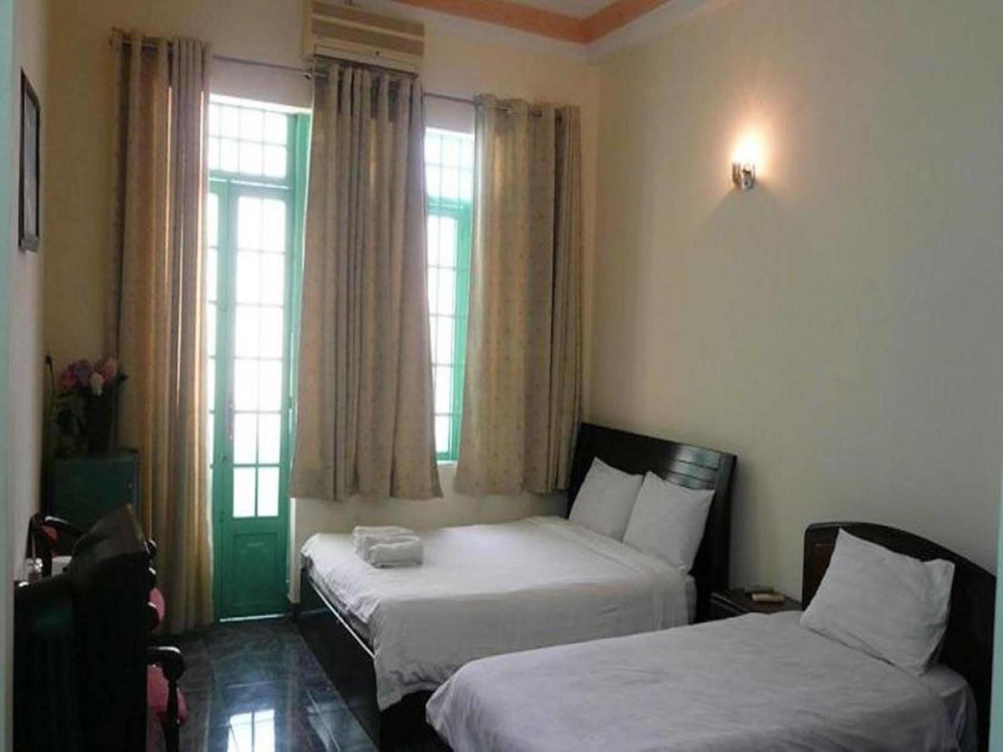 Hotel Tuong Hung