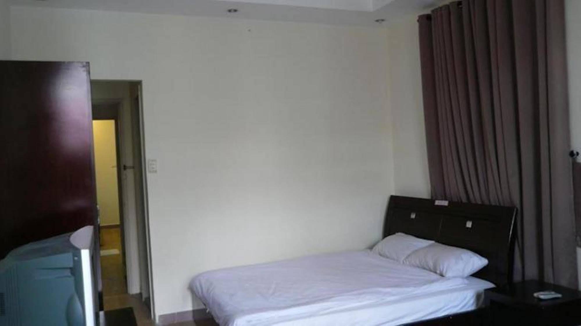 Hotel Tuong Hung Ho Chi Minh City