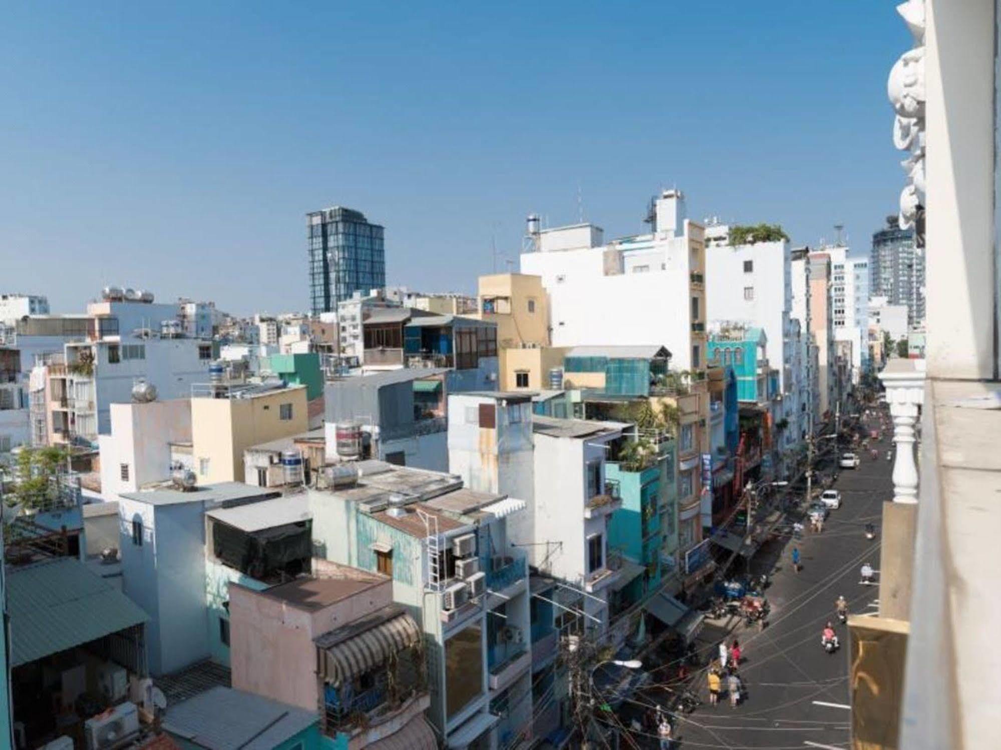 99 Bui Vien Hotel