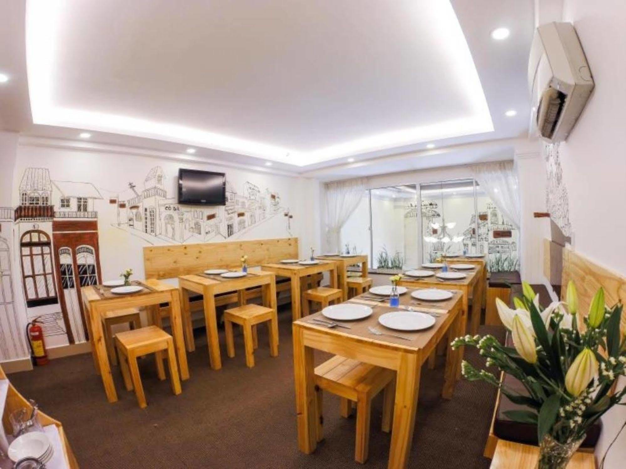 Hotel Valentine Luxury - 31 Bui Vien Street
