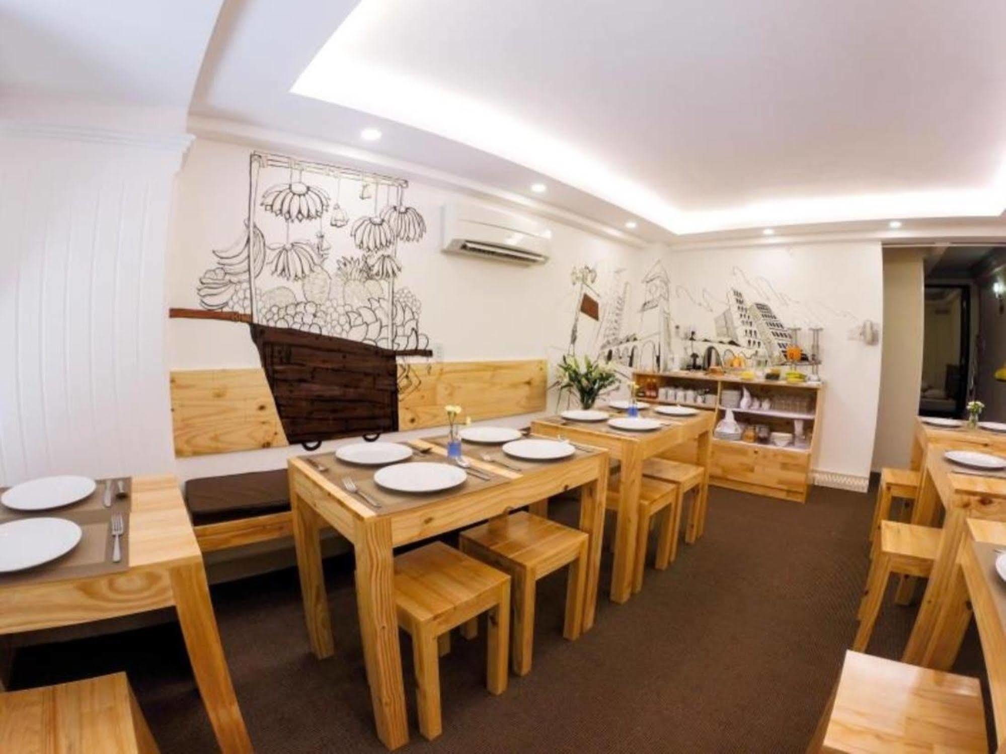 Valentine Luxury - 31 Bui Vien Street Ho Chi Minh City
