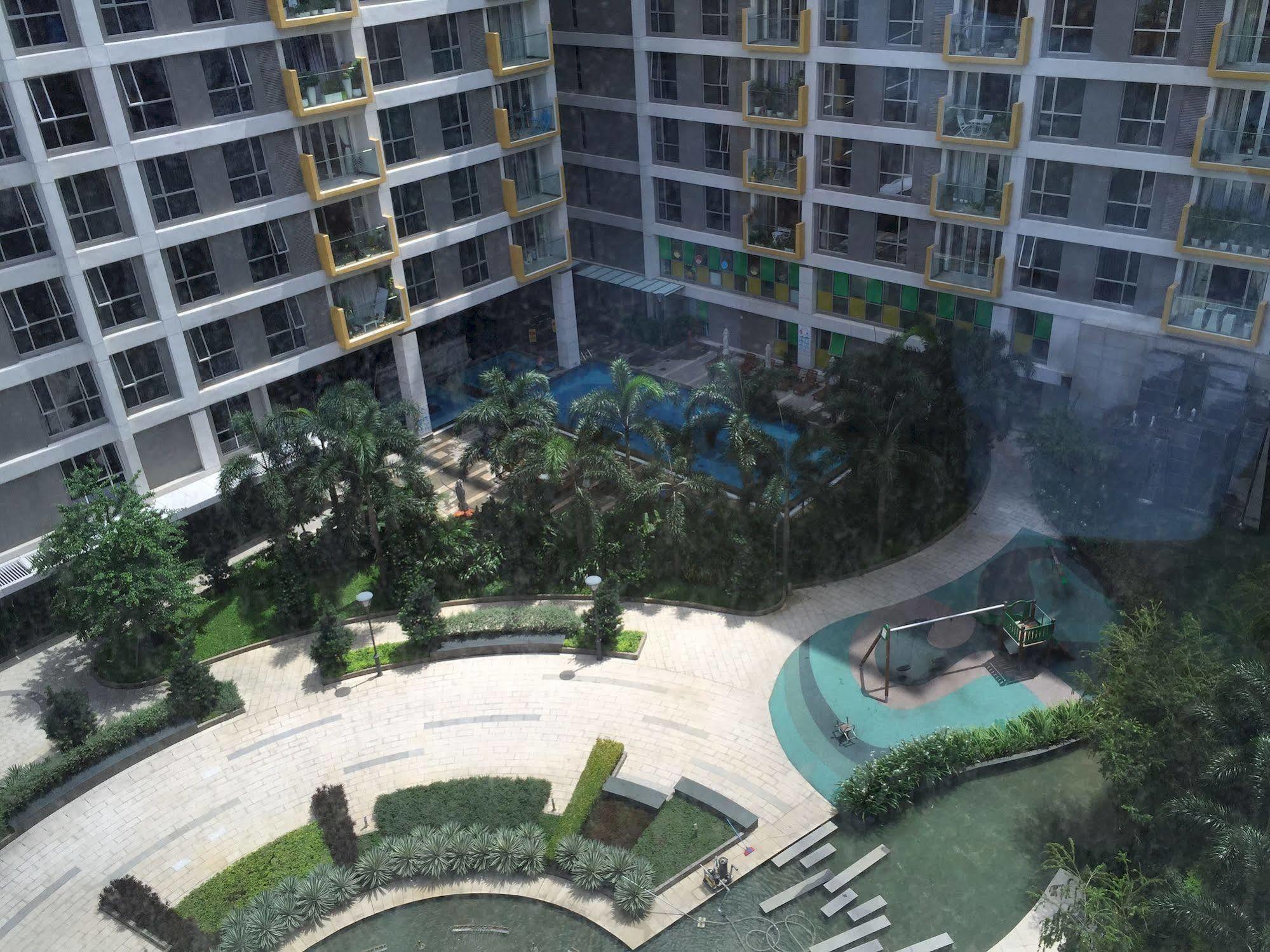 Bluesky Serviced Airport Plaza * Ho Chi Minh City