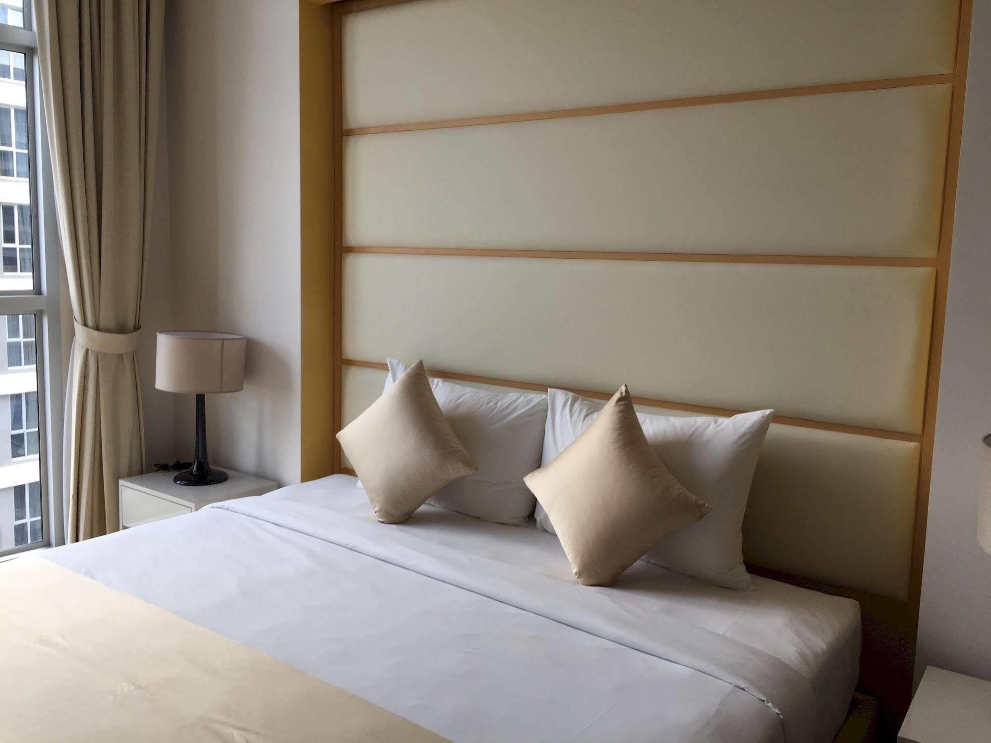 Apartment Bluesky Serviced Airport Plaza