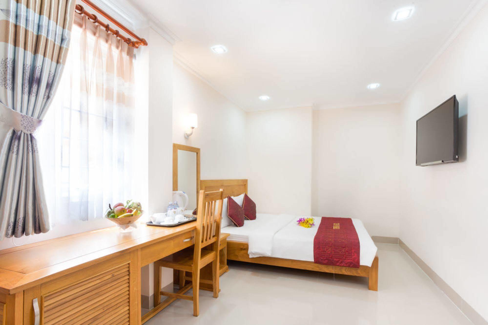 Thien Hotel 2*