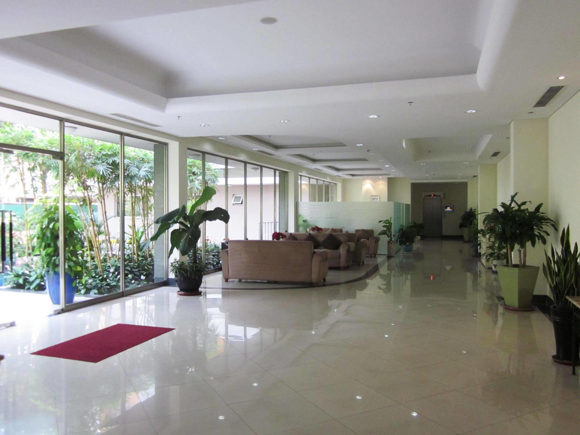 Hills Serviced Apartment