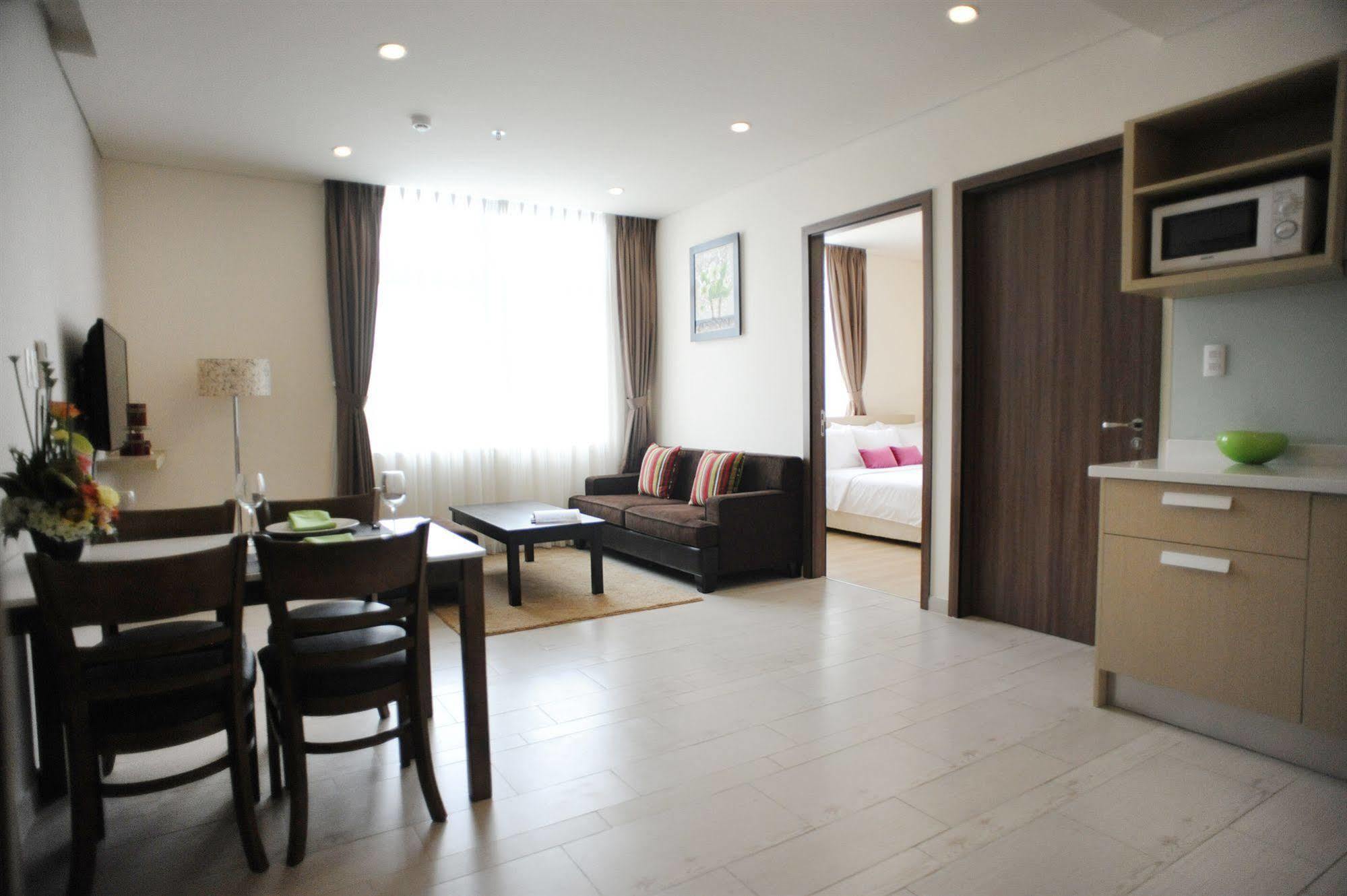 Emm Saigon Hotel 3*