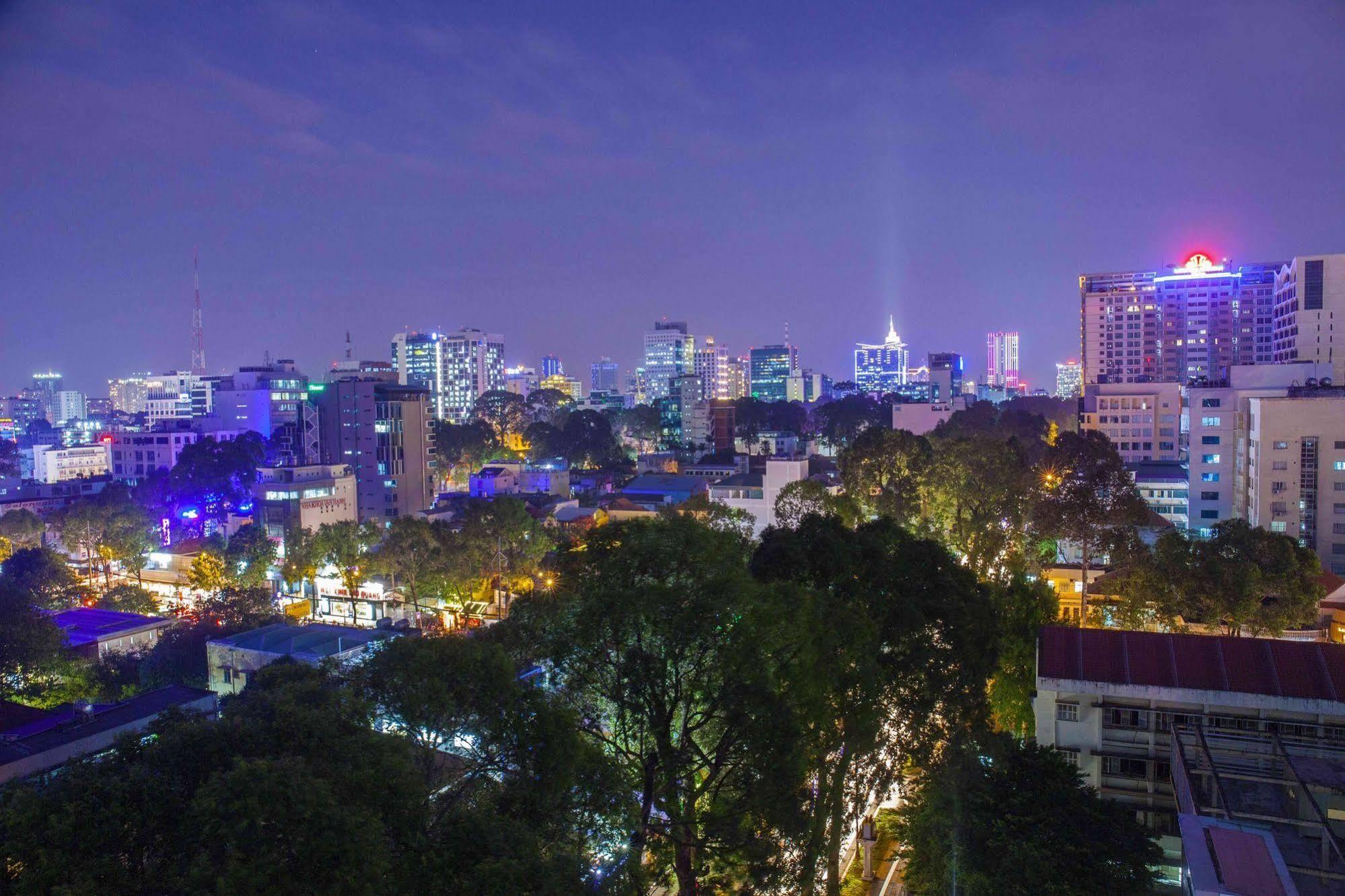 Emm Saigon
