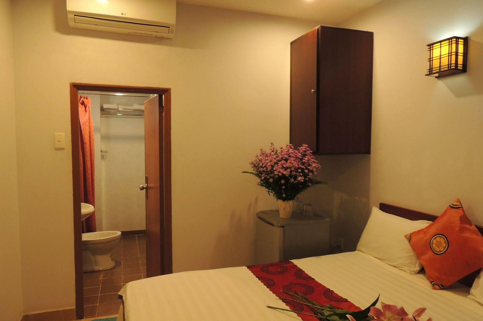 Hotel Sao Nam - Bui Vien Walking Street Bandar Ho Chi Minh