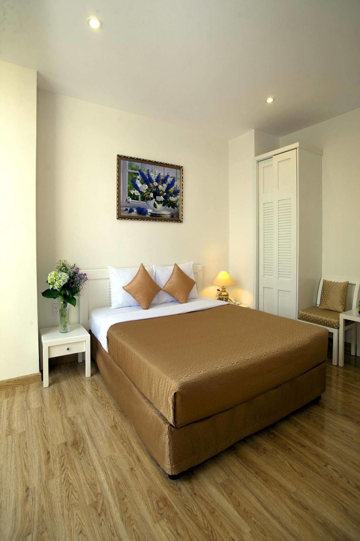 Nicecy Nganha Hotel