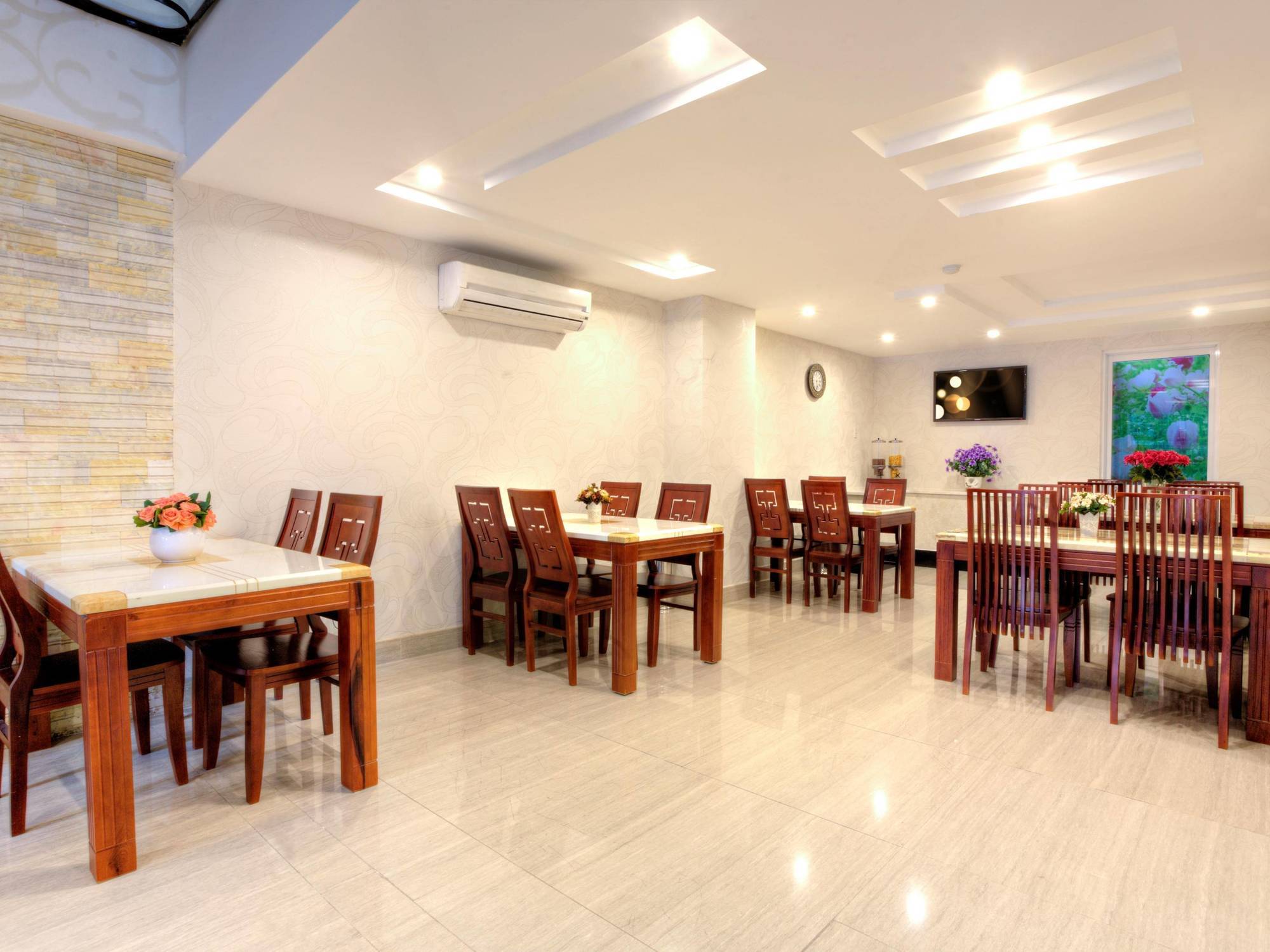 Thai Binh - Hong Vina Ho Chi Minh City
