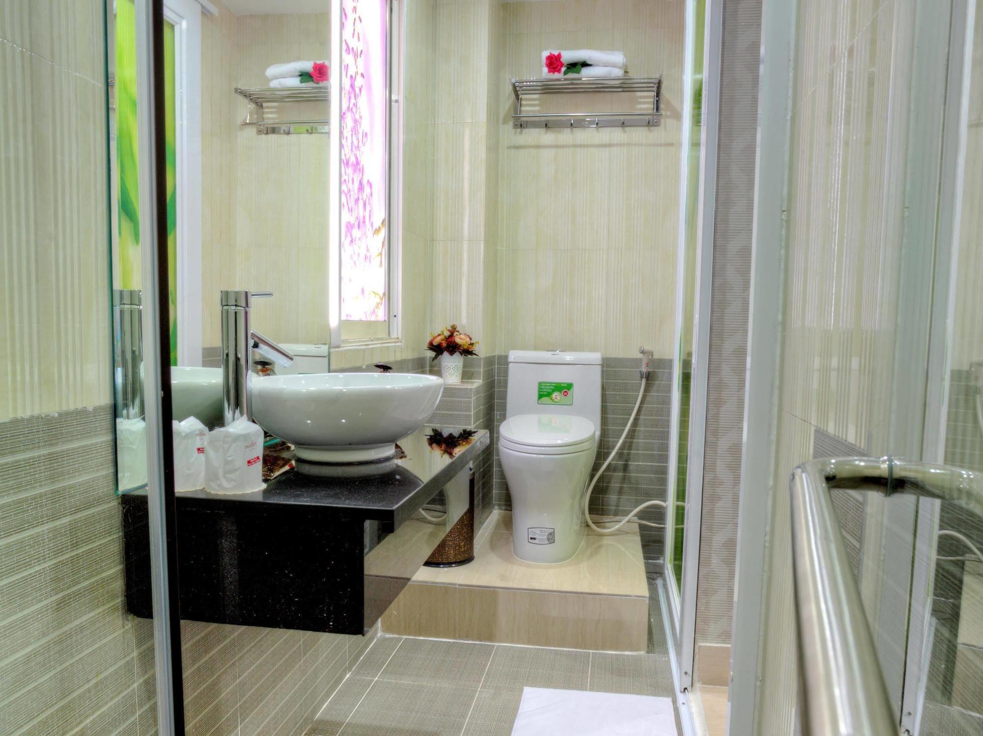 Thai Binh - Hong Vina Hotel Ho Chi Minh City