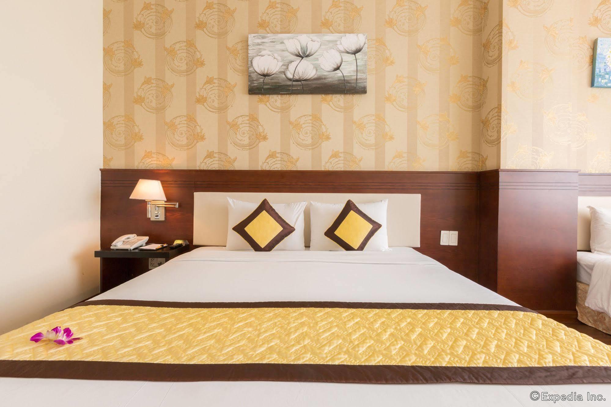 Happy Life District 7 Gan Secc Hotel