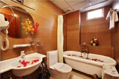Golden Star Hotel