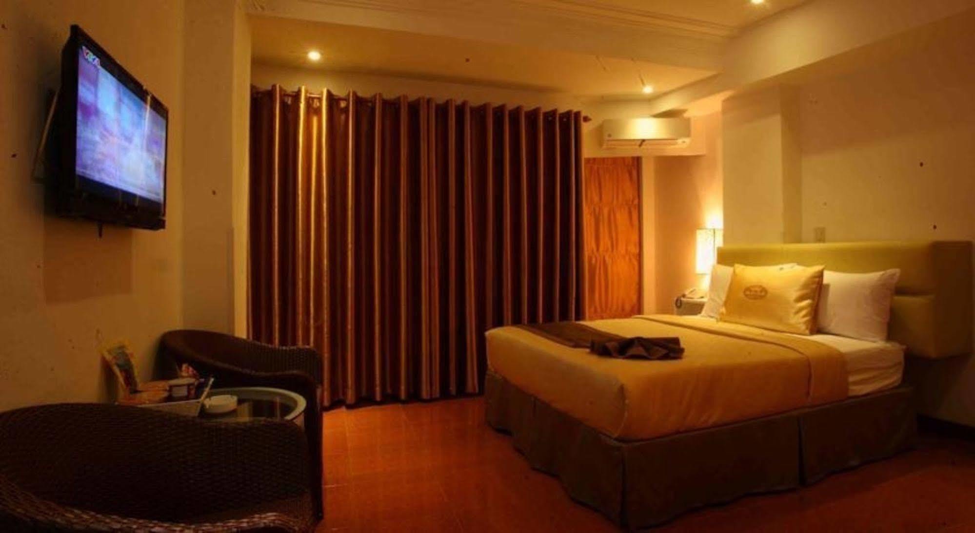 Hotel A25 - 14 Pho Duc Chinh 2*