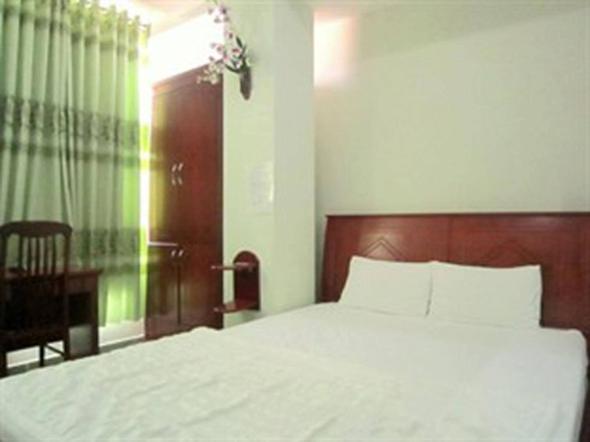 Song Xanh Hotel