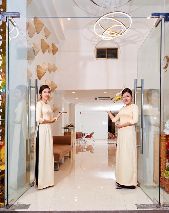 Saigon Charm Hotel 2*
