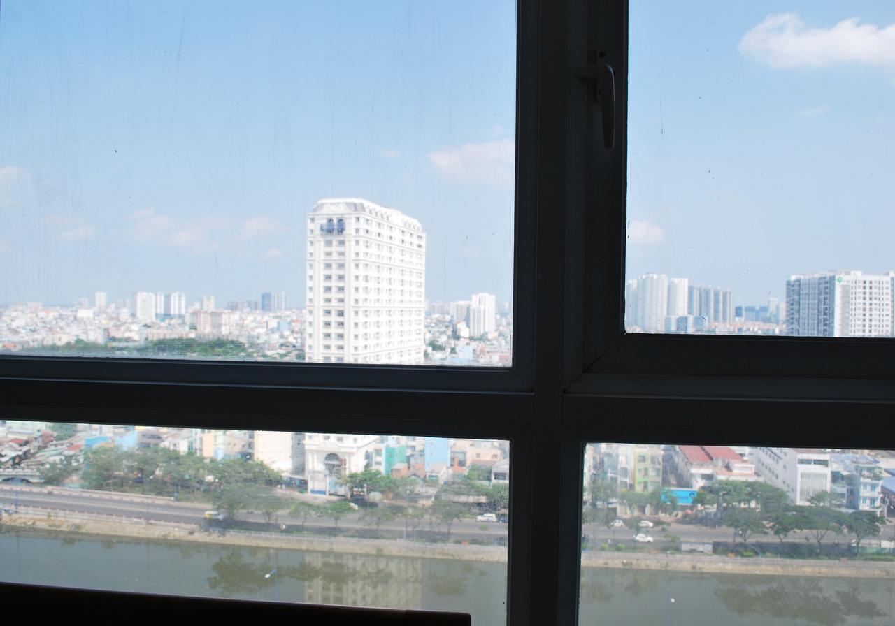 Ductaigallery's Apt&spacious-river View *