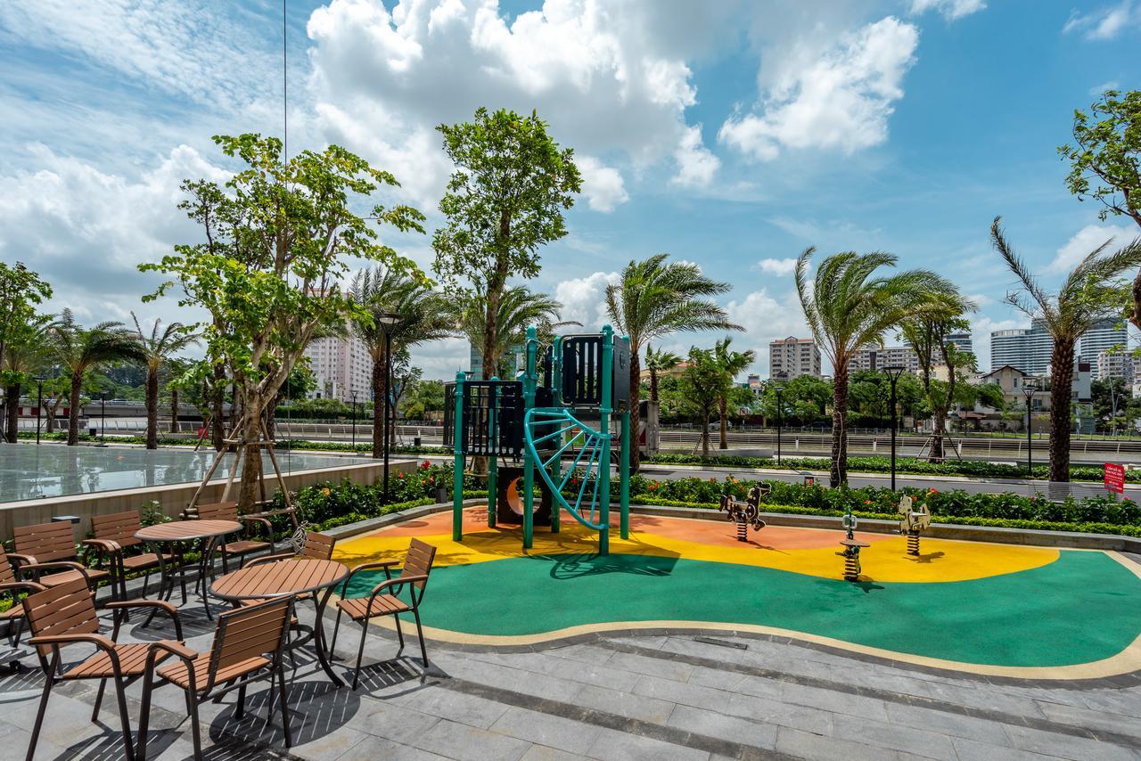 Apartment Nomadhome - Vinhomes Golden River Luxury Ho Chi Minh City